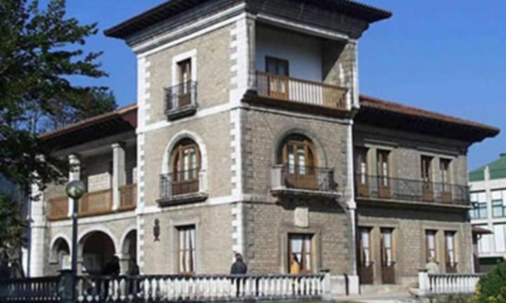 Apartamento Estelas De Cantabria Corrales De Buelna Exteriör bild
